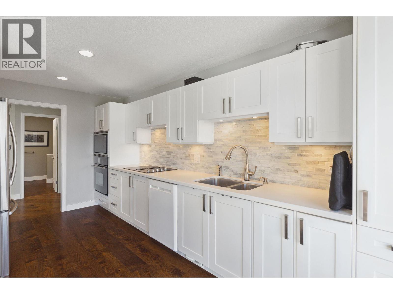 5307 ASPEN DRIVE, West Vancouver