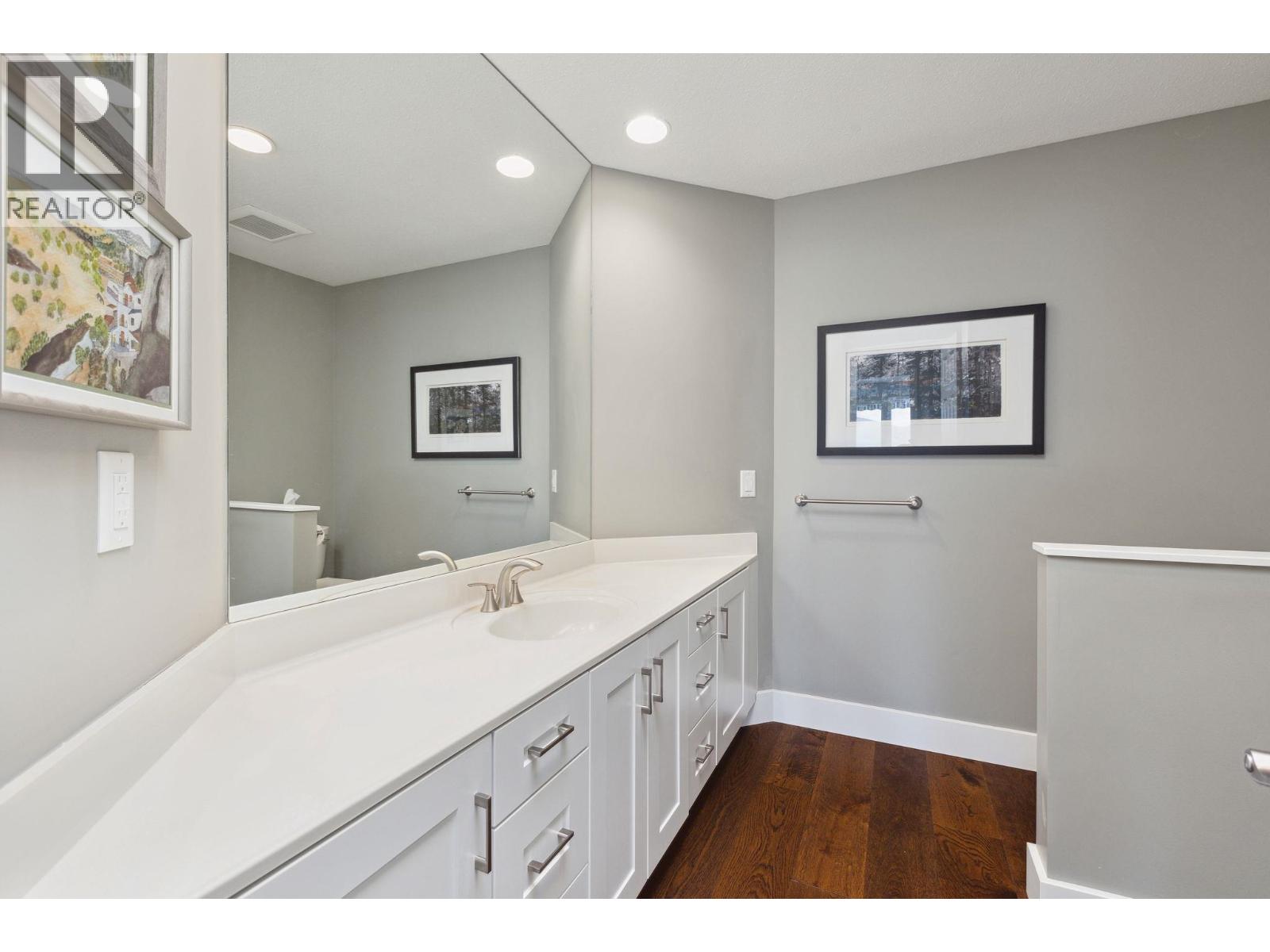 5307 ASPEN DRIVE, West Vancouver