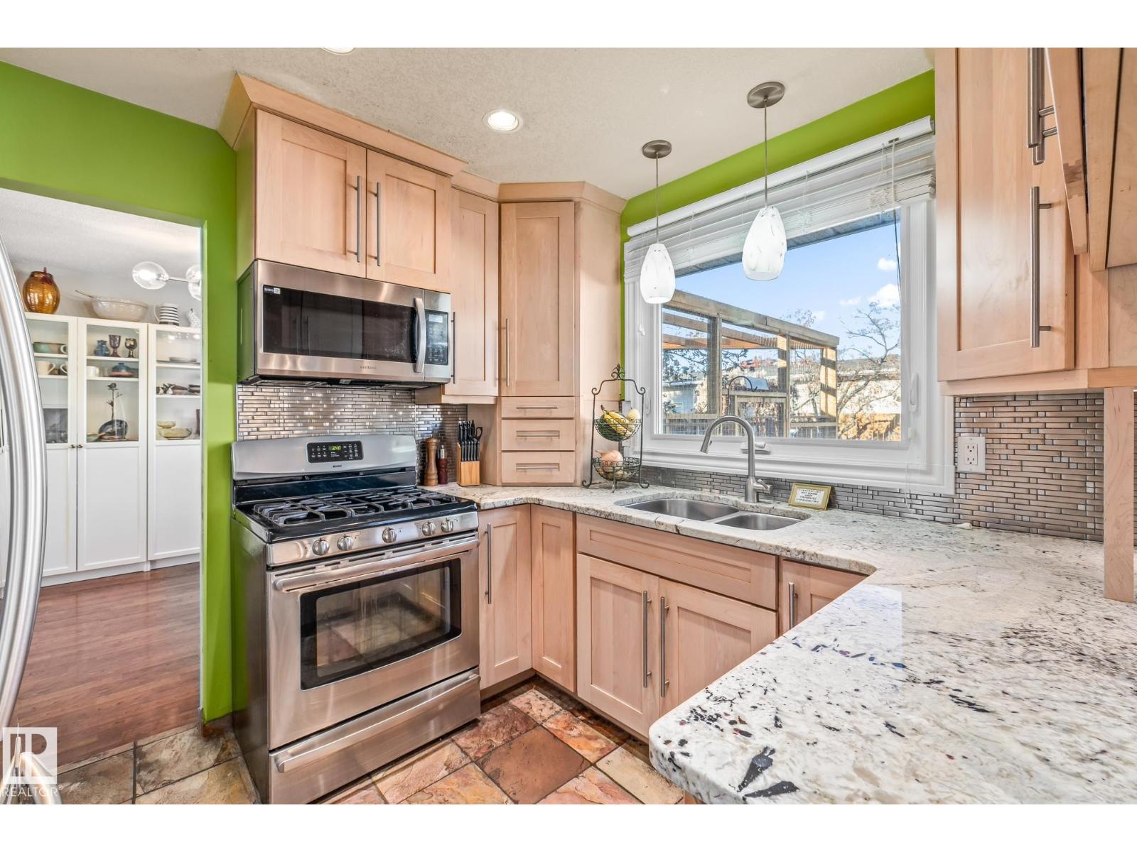 Single Family House Bungalow for Sale in   AV NW Edmonton 