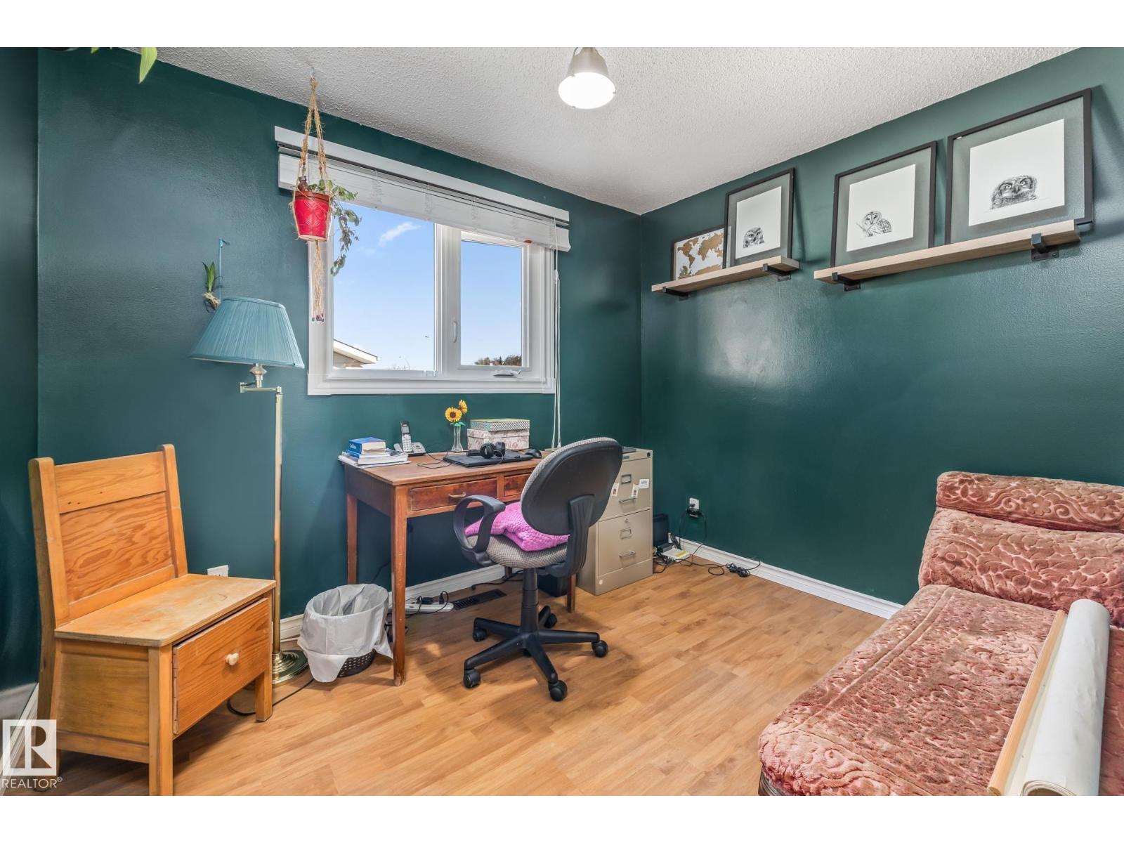 Single Family House Bungalow for Sale in   AV NW Edmonton 