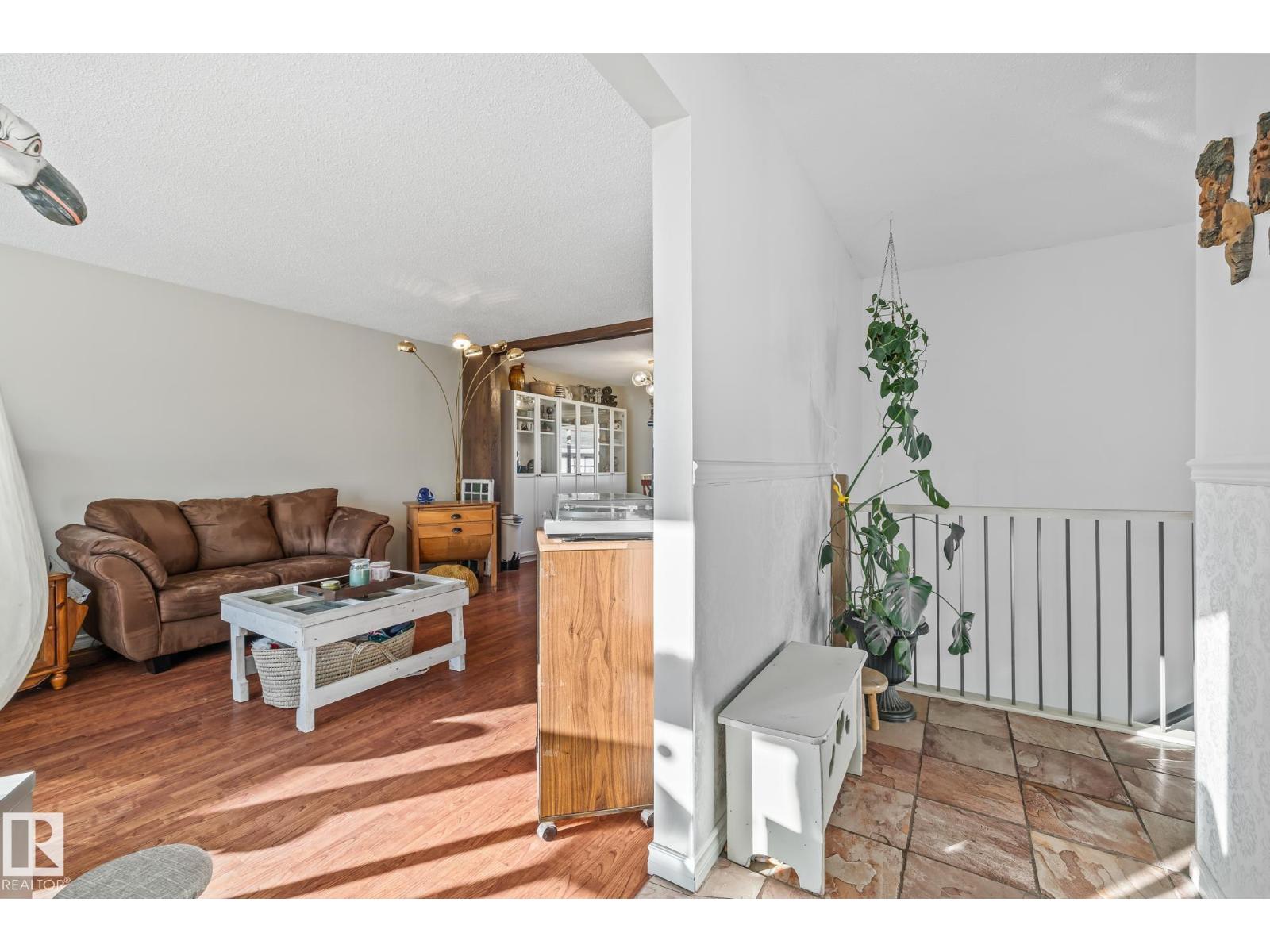 Single Family House Bungalow for Sale in   AV NW Edmonton 