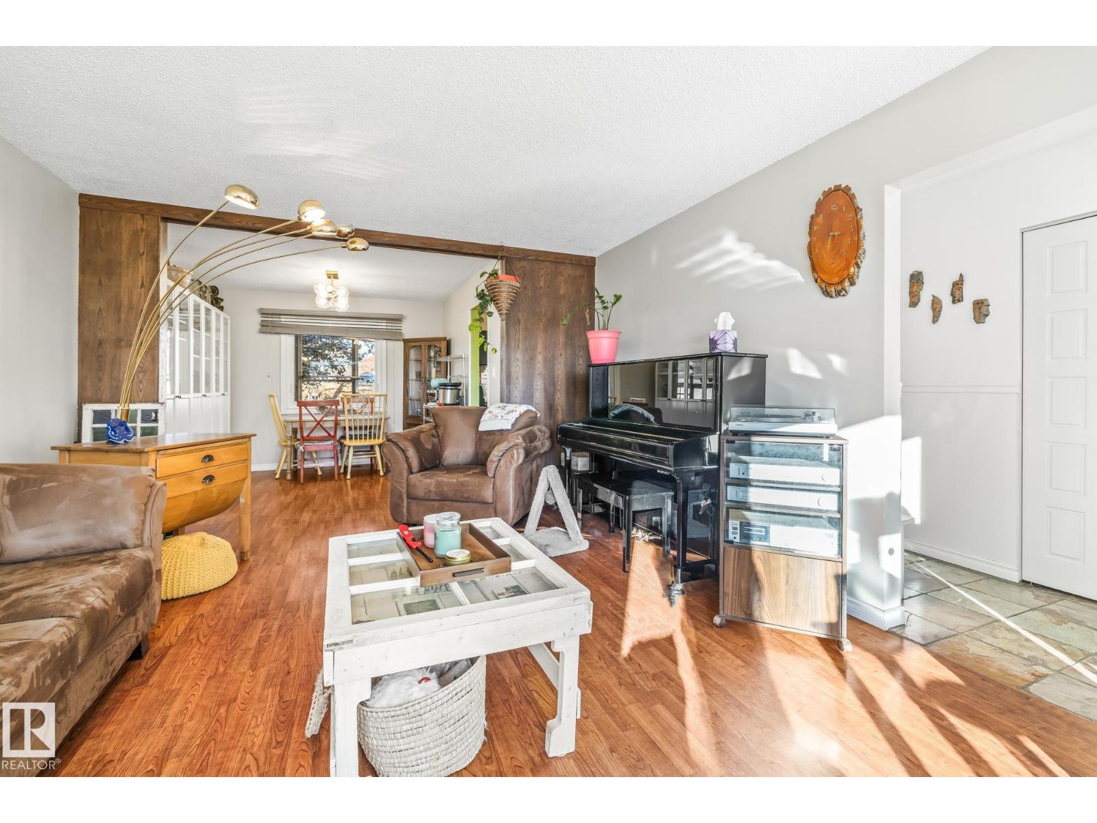 Single Family House Bungalow for Sale in   AV NW Edmonton 