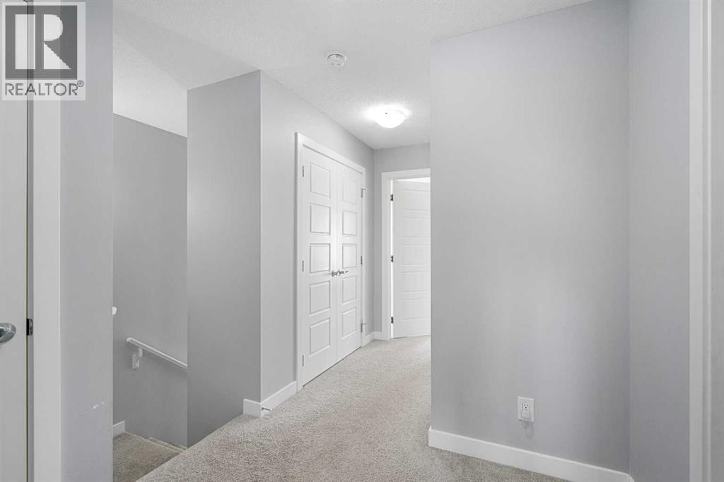 Single Family House for Sale in  Evanston Hill NW Evanston Calgary 