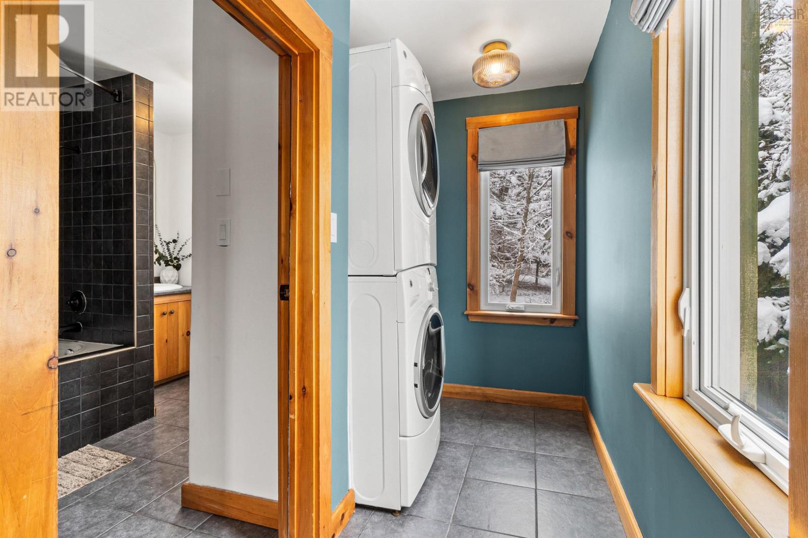 Property 8 of 38 of 202 Gaspereau Avenue