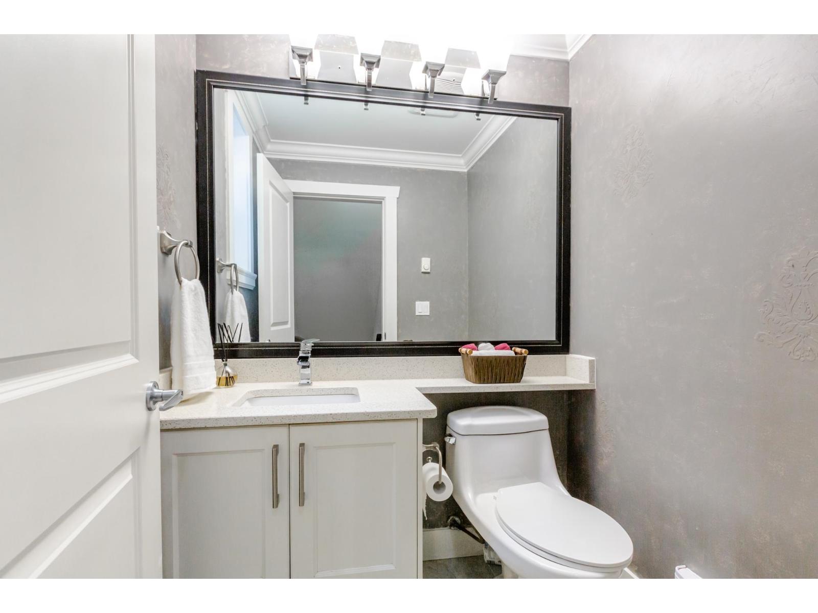 21081 80 AVENUE, Langley