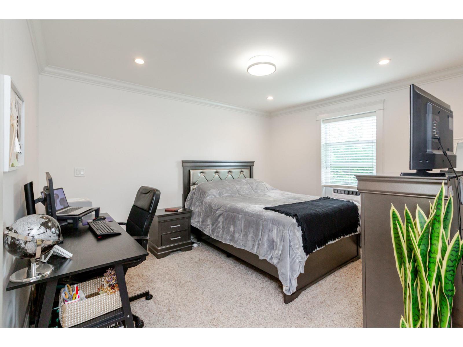 21081 80 AVENUE, Langley