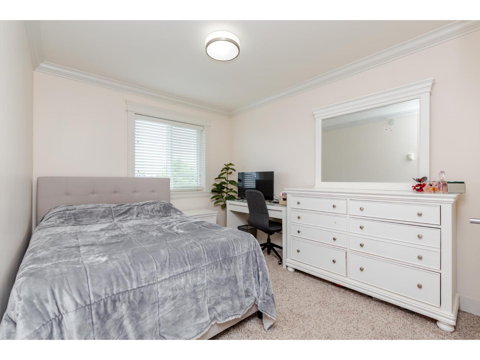 21081 80 AVENUE, Langley