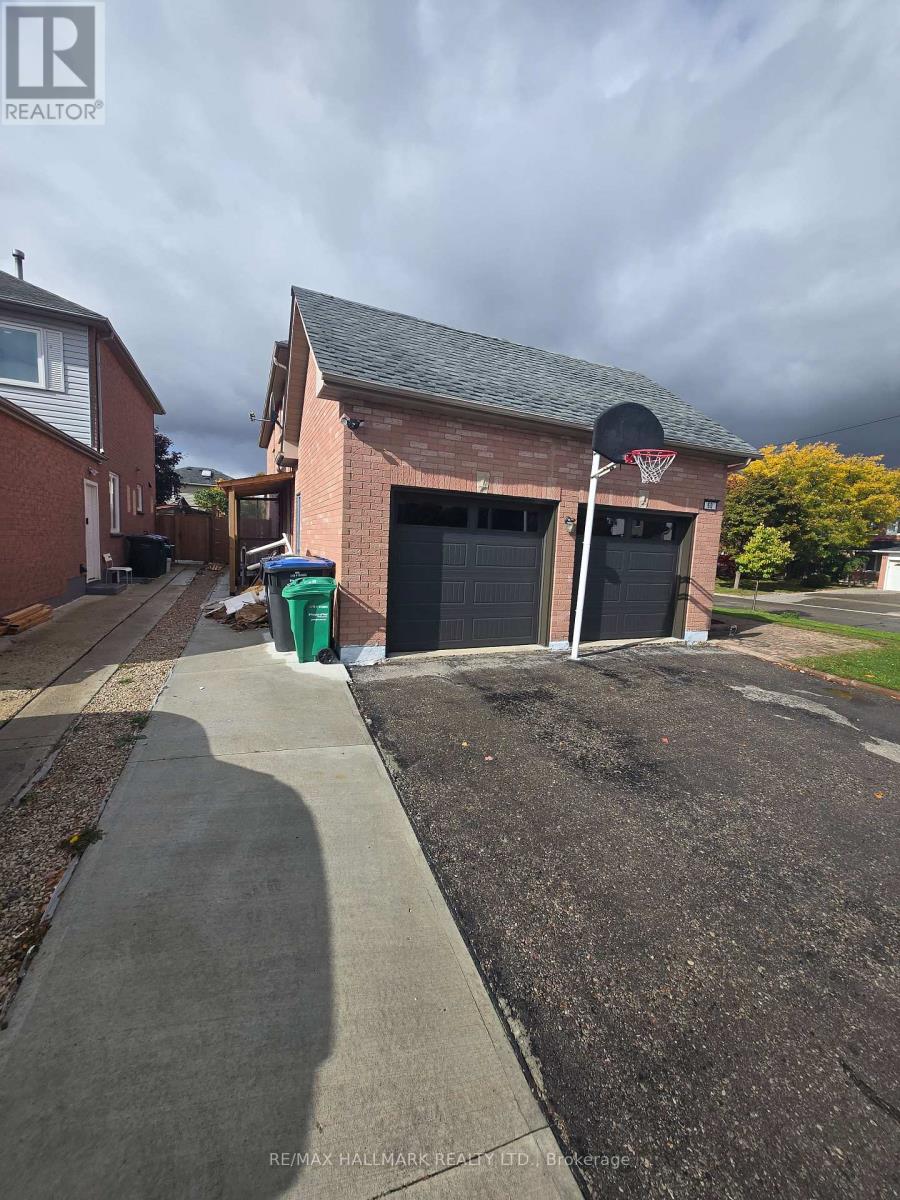 Single Family House for Sale in  NUFFIELD STREET Brampton (Westgate) 