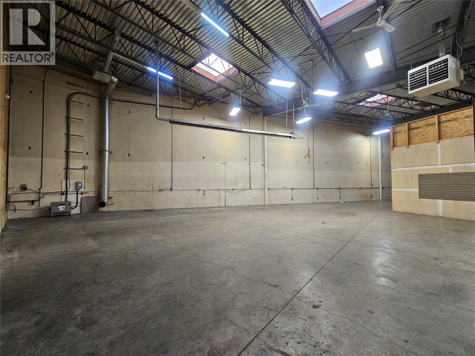 103 480 Neave Court, Kelowna