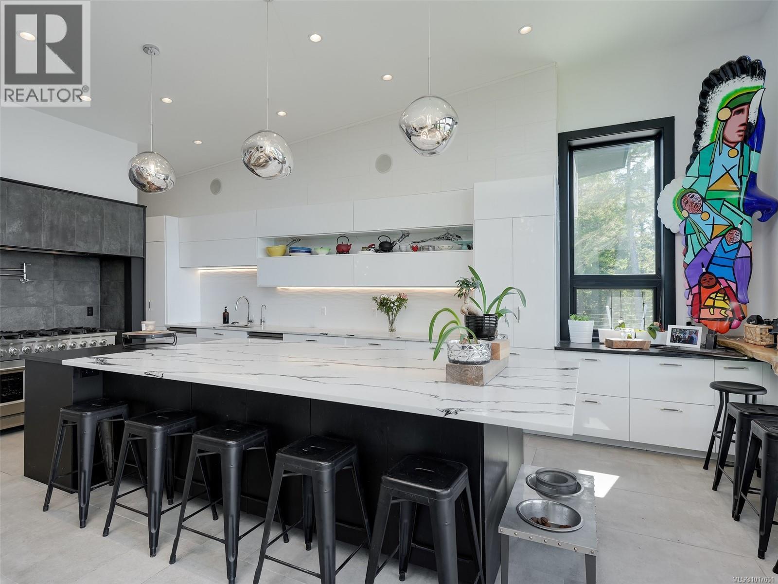 7551 OCEAN PARK PL - 10