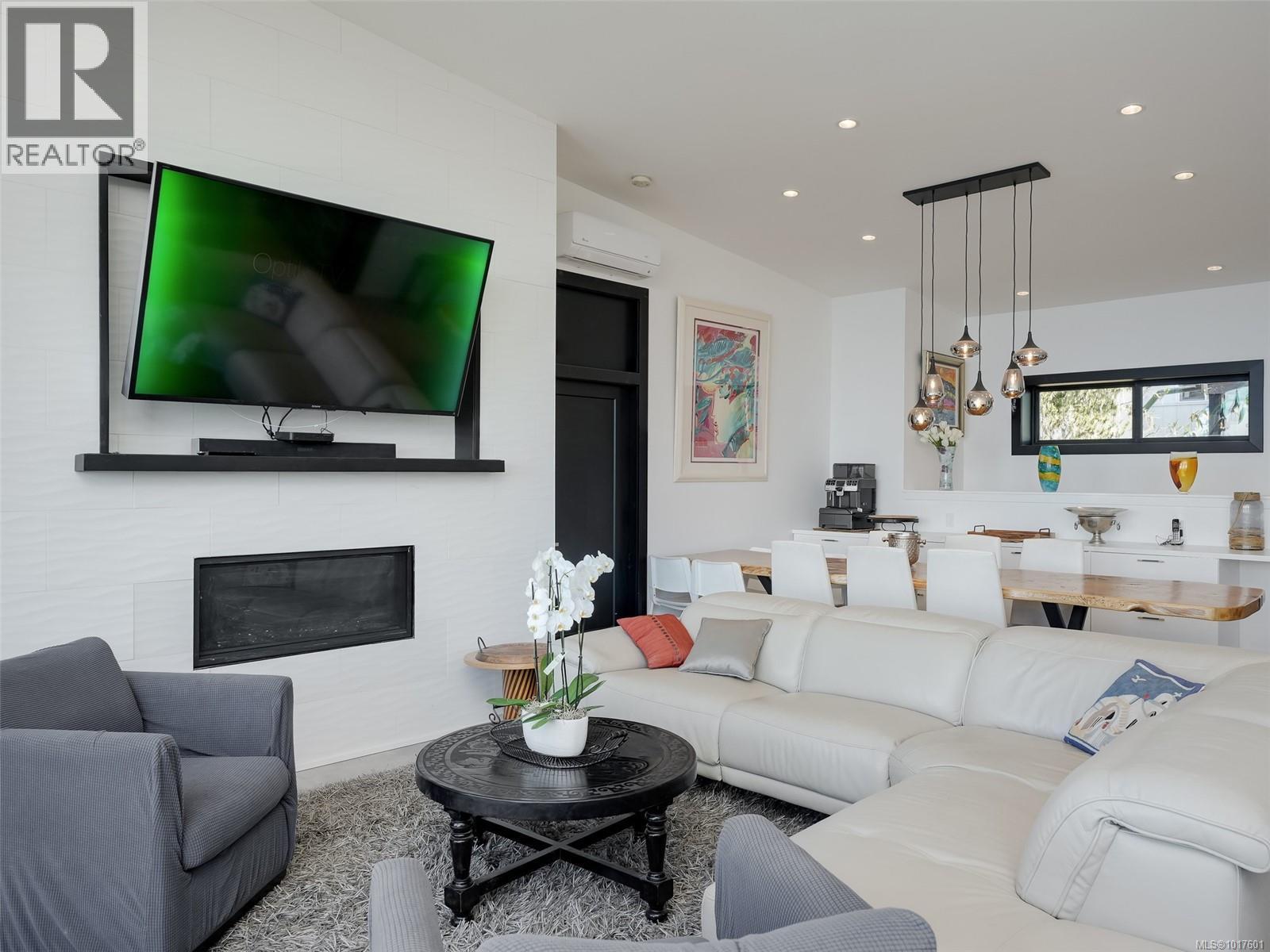 7551 OCEAN PARK PL - 4