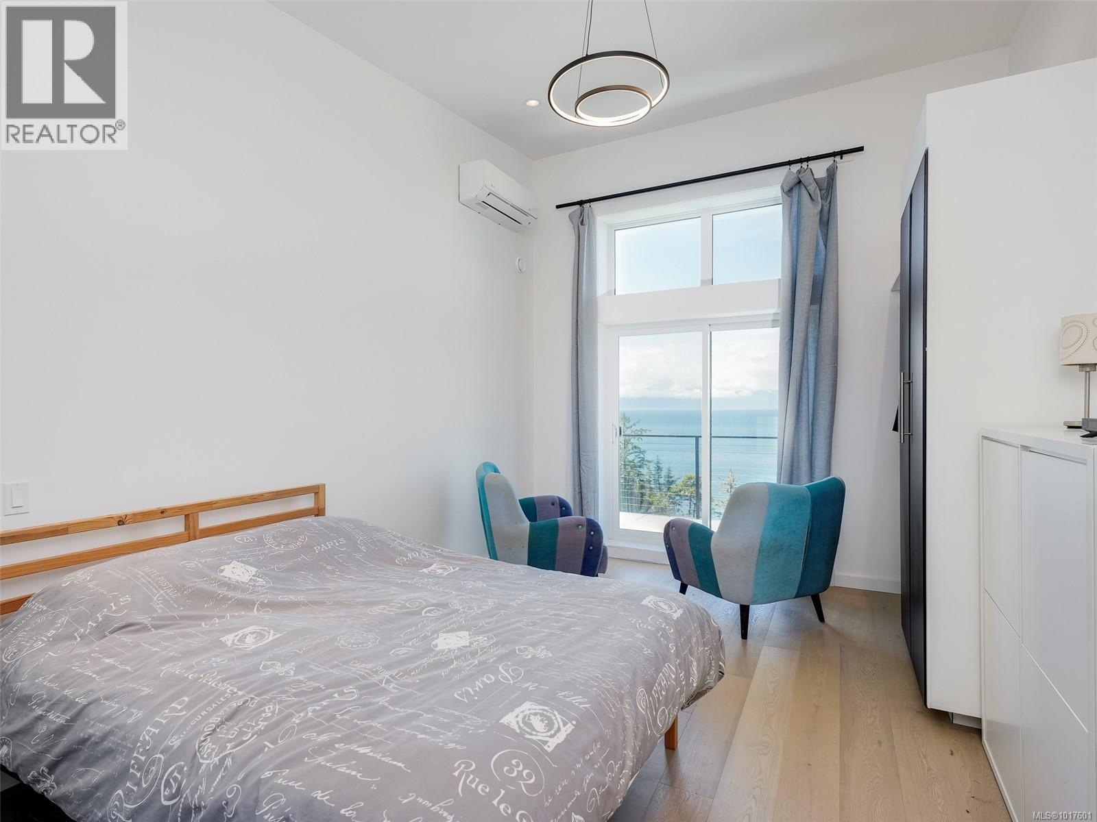 7551 OCEAN PARK PL - 23