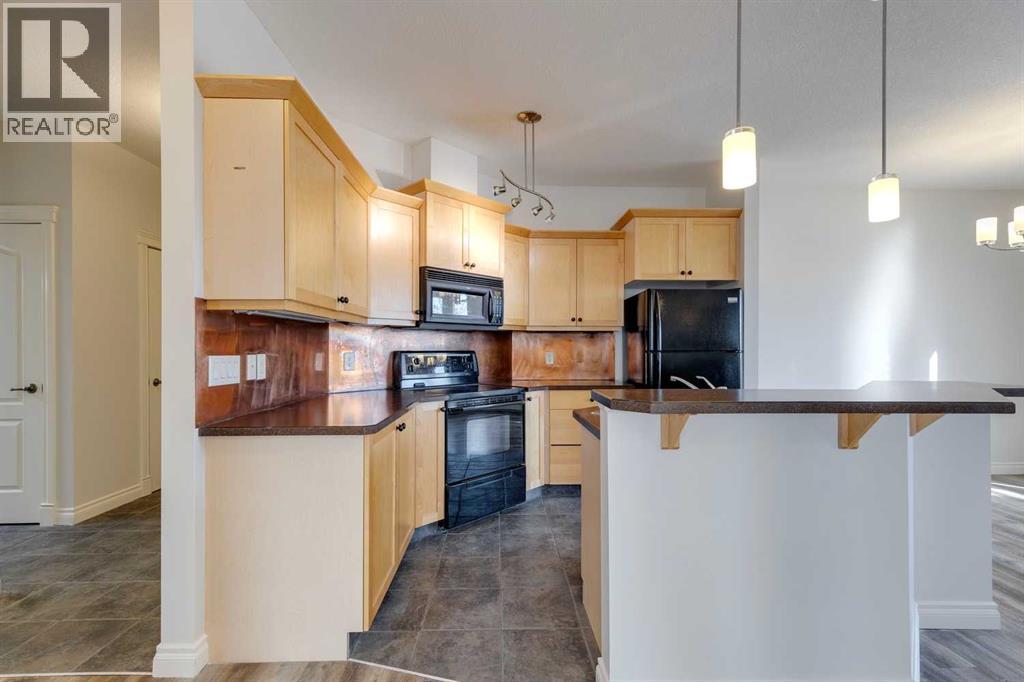 Single Family House for Sale in    Street NW Crescent Heights Calgary 