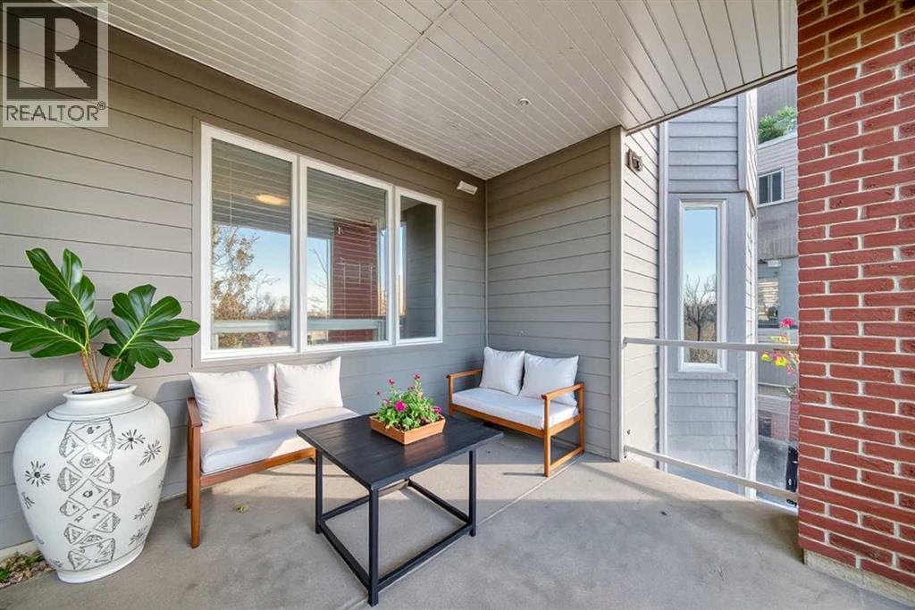 Single Family House for Sale in   Everstone Drive SW Evergreen Calgary 