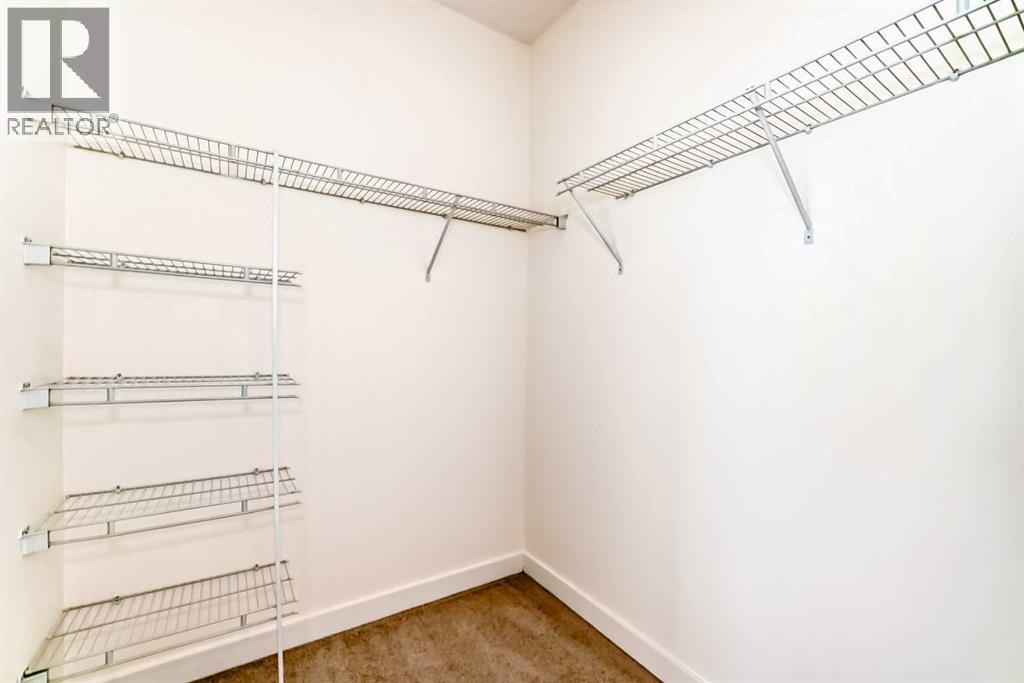 Single Family House for Sale in   Centre Avenue NE Bridgeland/Riverside Calgary 