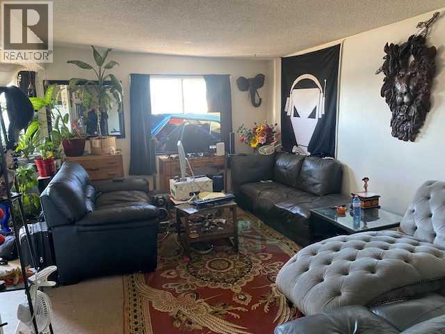 Multi-family House for Sale in  Huntley Close NE Huntington Hills Calgary 