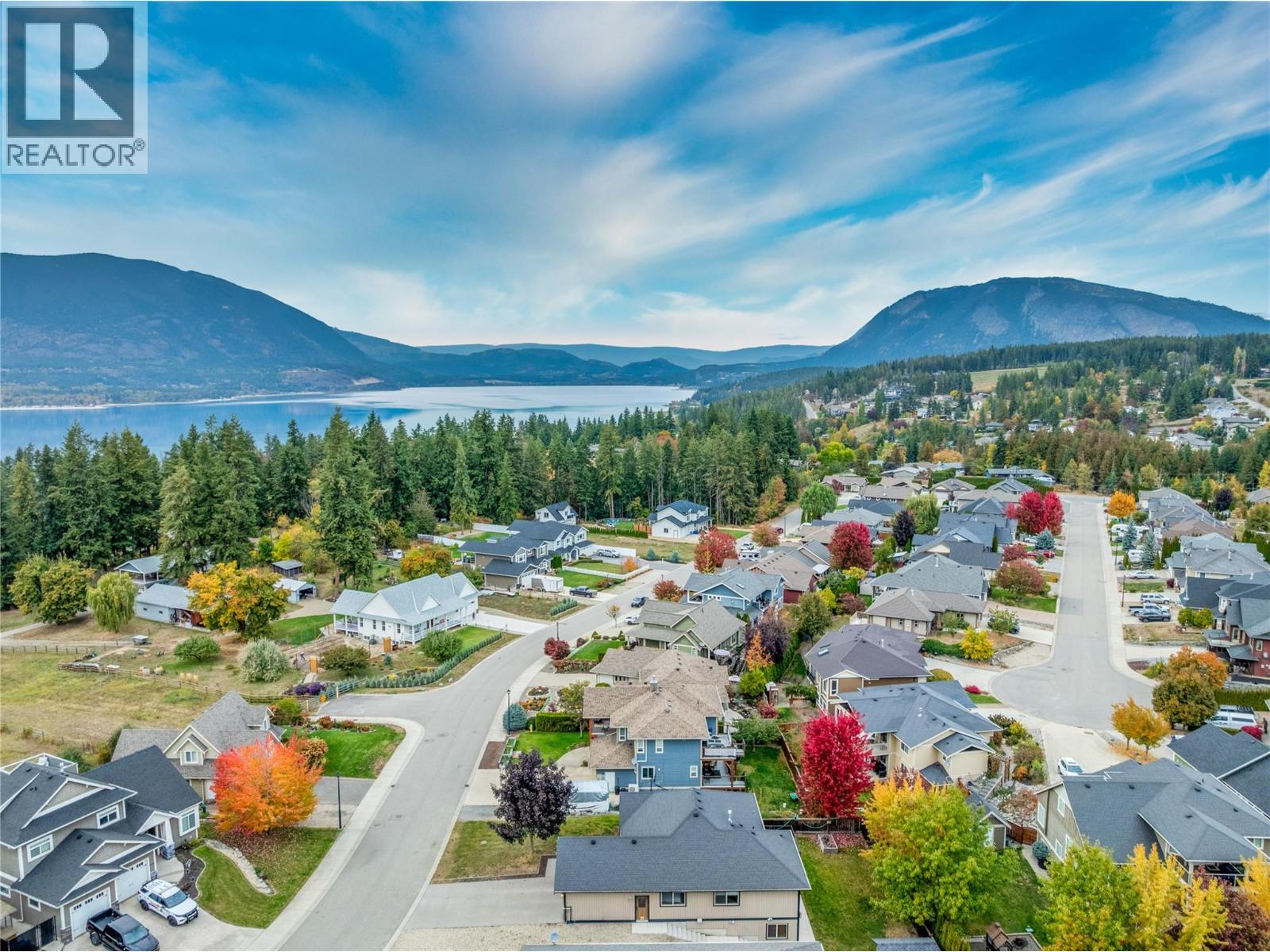 1660 22 Street NE, Salmon Arm