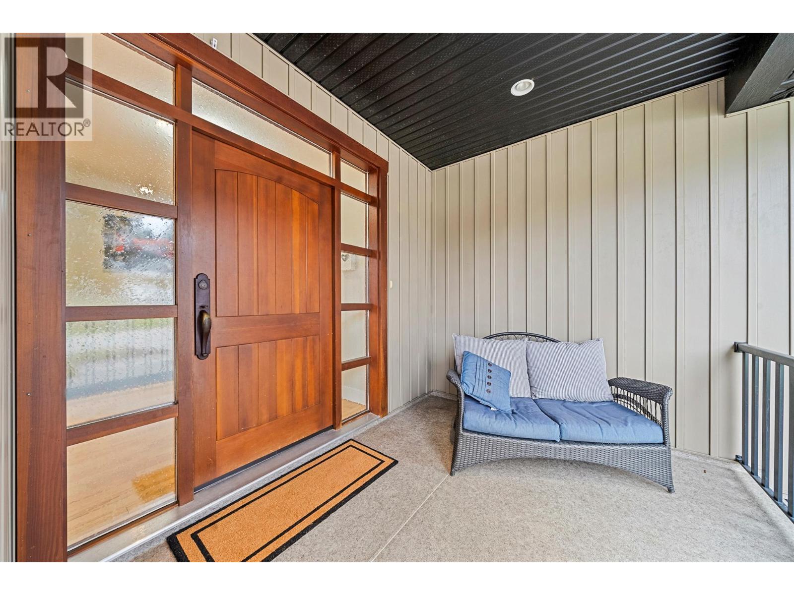 1660 22 Street NE, Salmon Arm