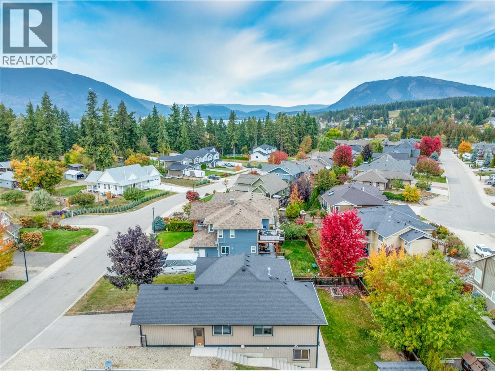 1660 22 Street NE, Salmon Arm