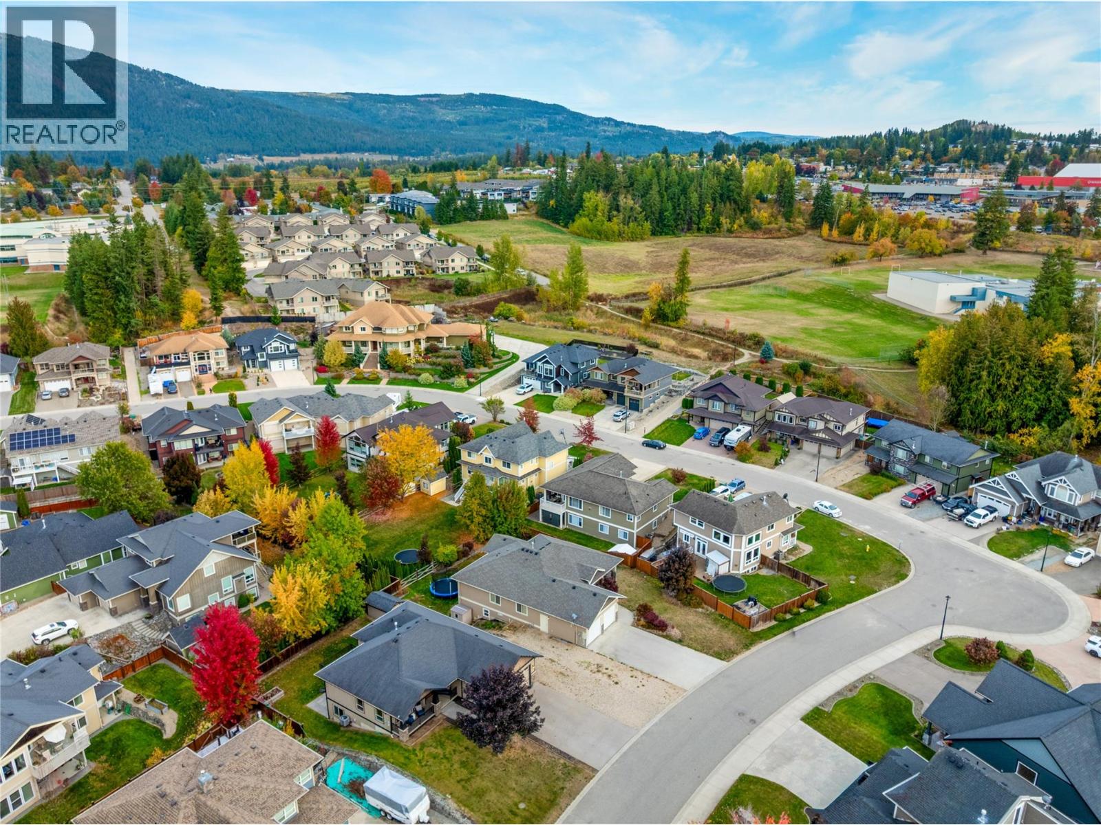 1660 22 Street NE, Salmon Arm