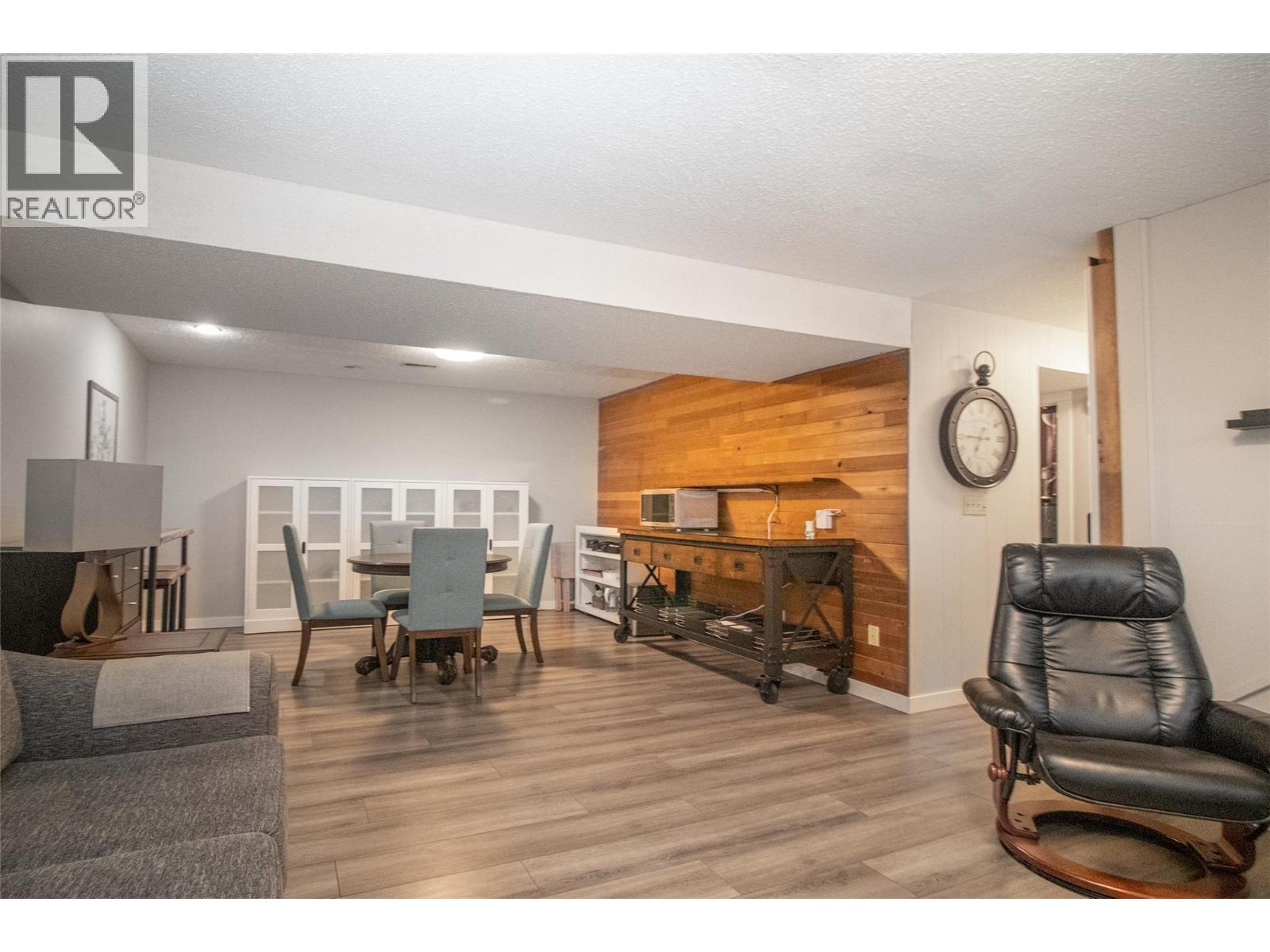  595 Bach Road, Kelowna