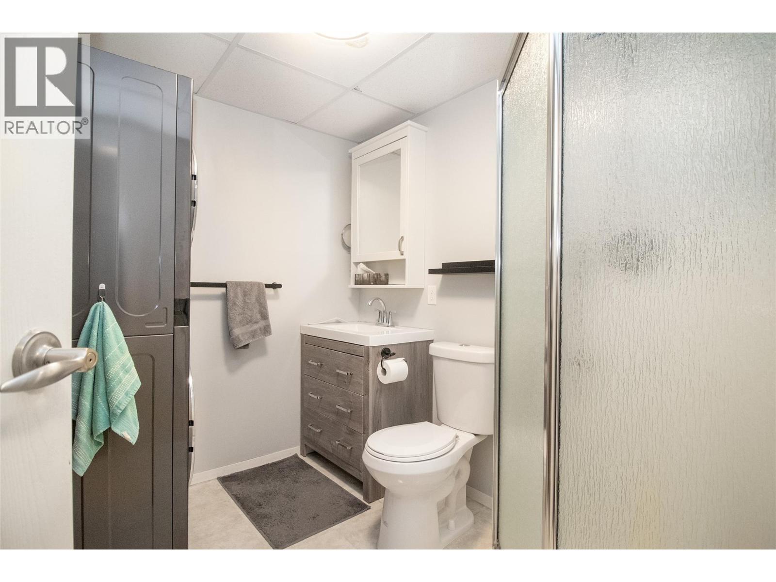  595 Bach Road, Kelowna