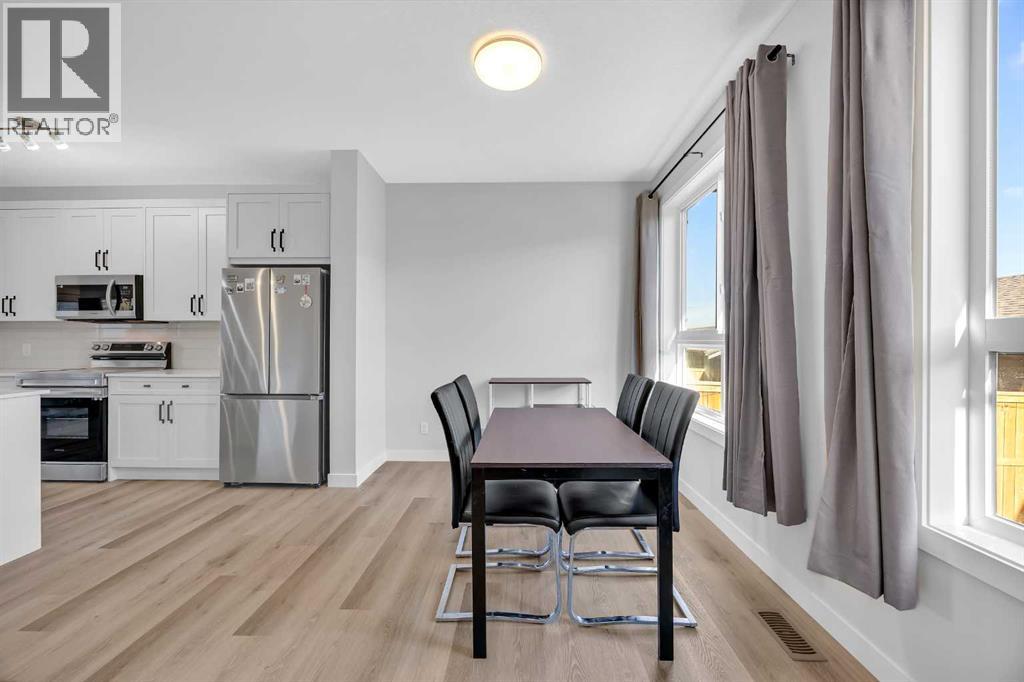 Single Family House for Sale in  Silverton Glen Green SW Silverado Calgary 