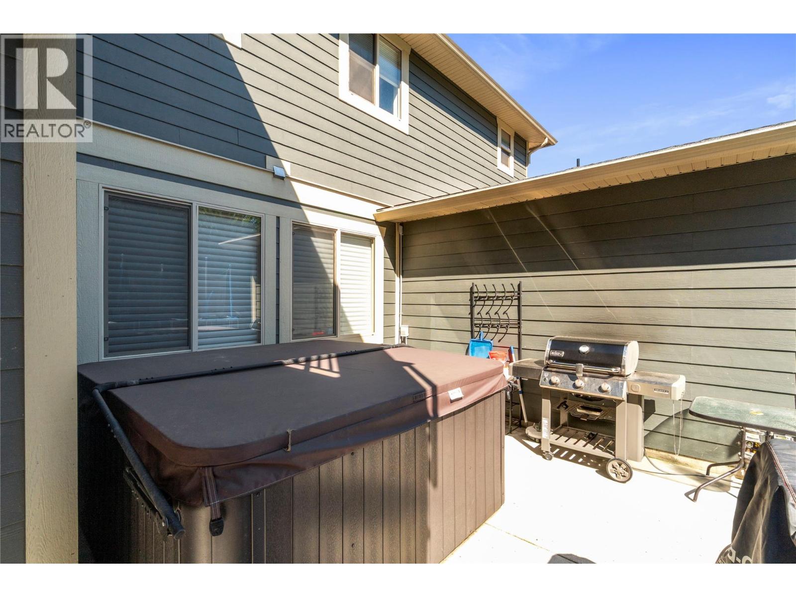  1180 Shuswap Street Southeast, Salmon Arm