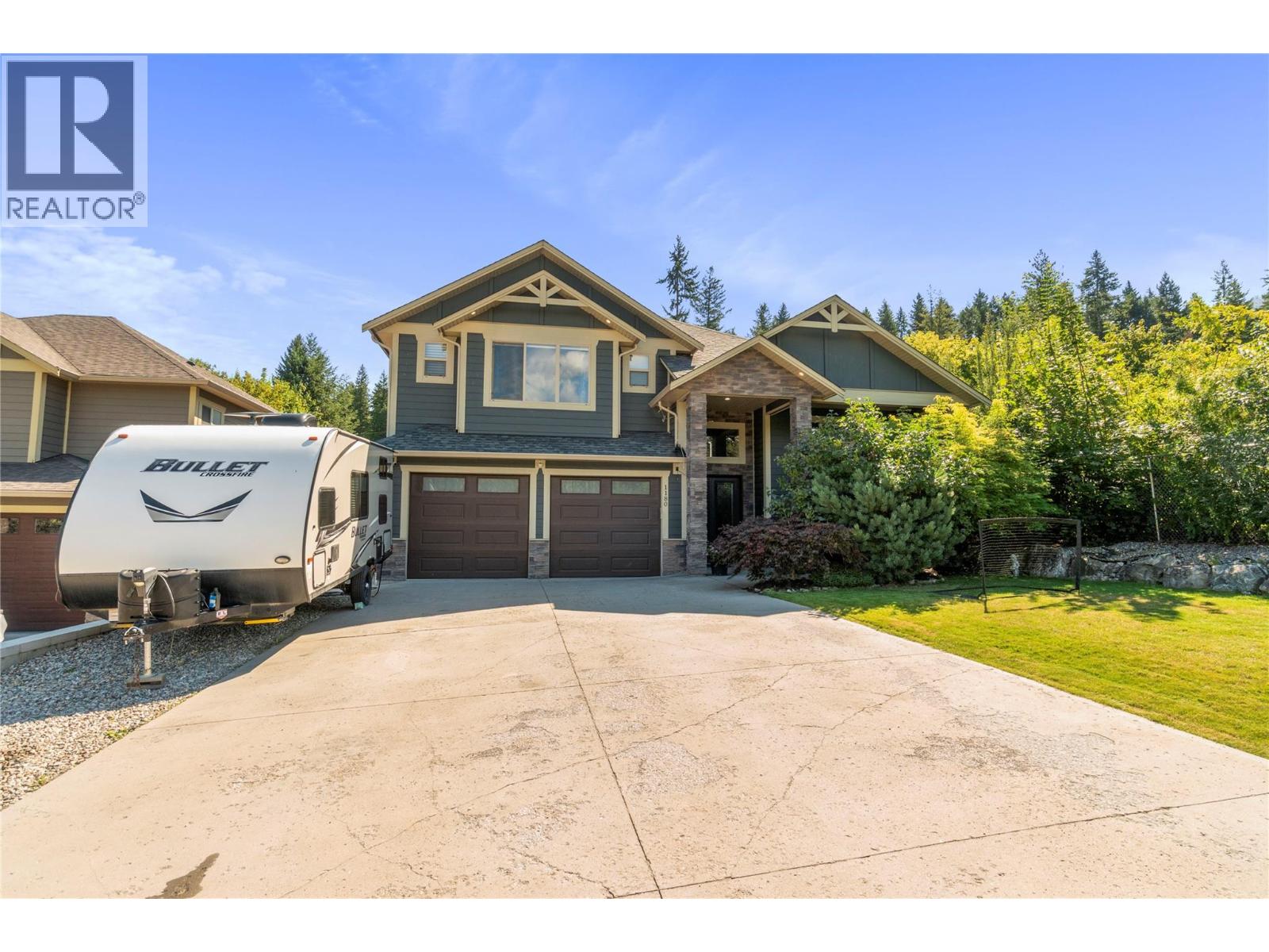  1180 Shuswap Street Southeast, Salmon Arm