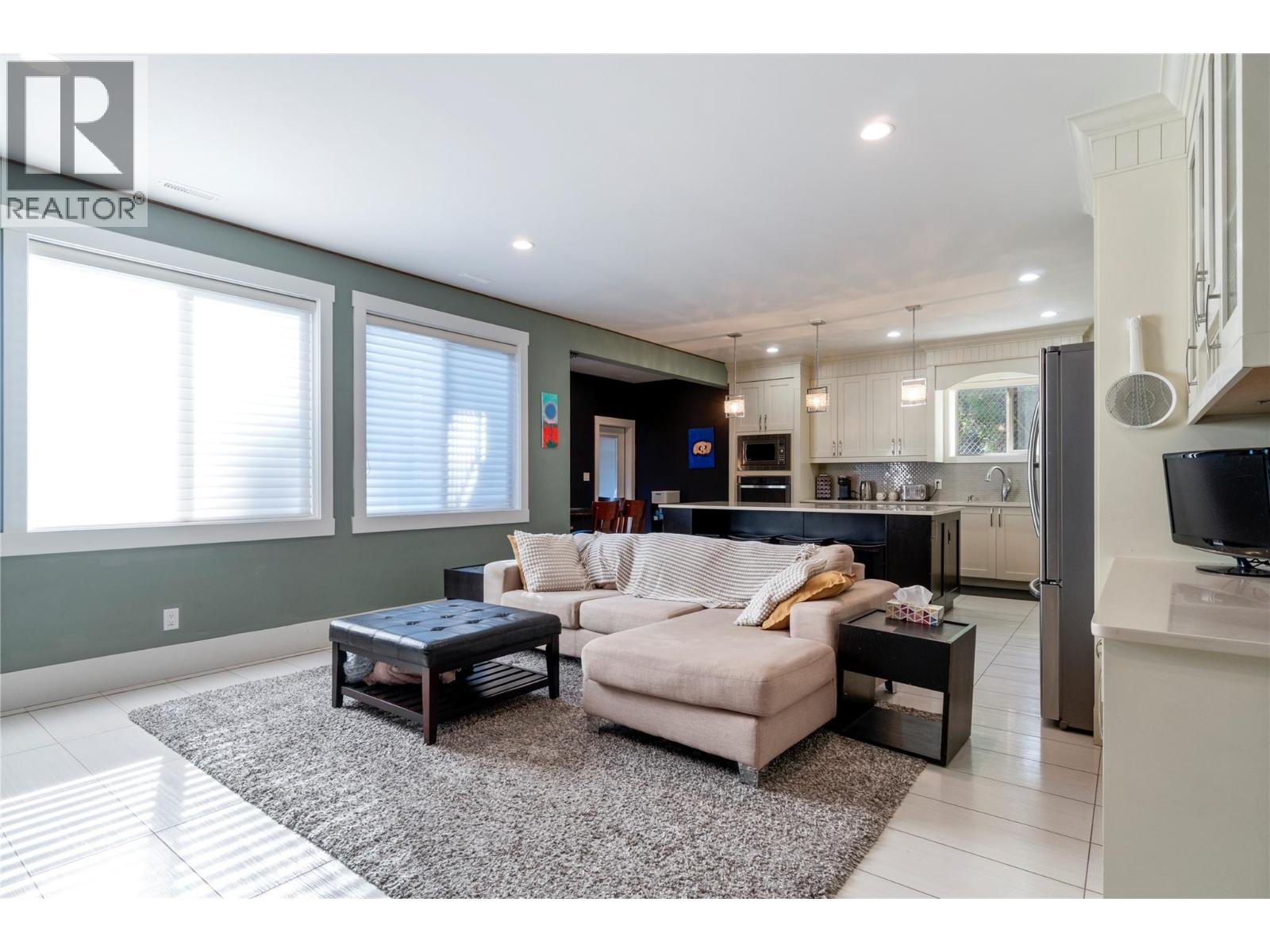  1180 Shuswap Street Southeast, Salmon Arm