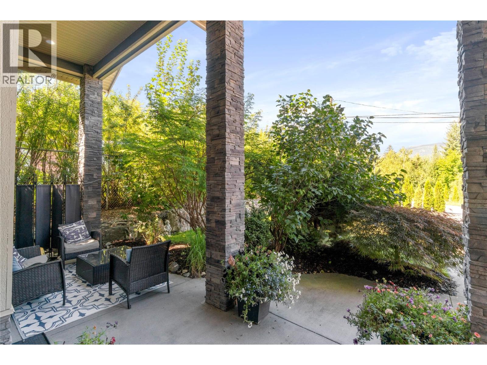  1180 Shuswap Street Southeast, Salmon Arm