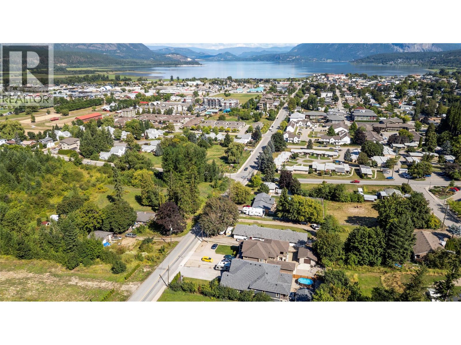  1180 Shuswap Street Southeast, Salmon Arm