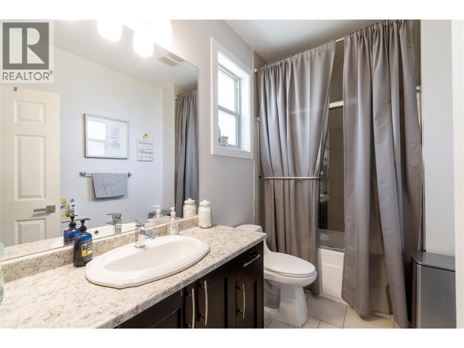  1180 Shuswap Street Southeast, Salmon Arm