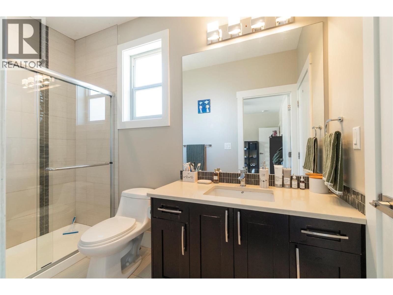  1180 Shuswap Street Southeast, Salmon Arm