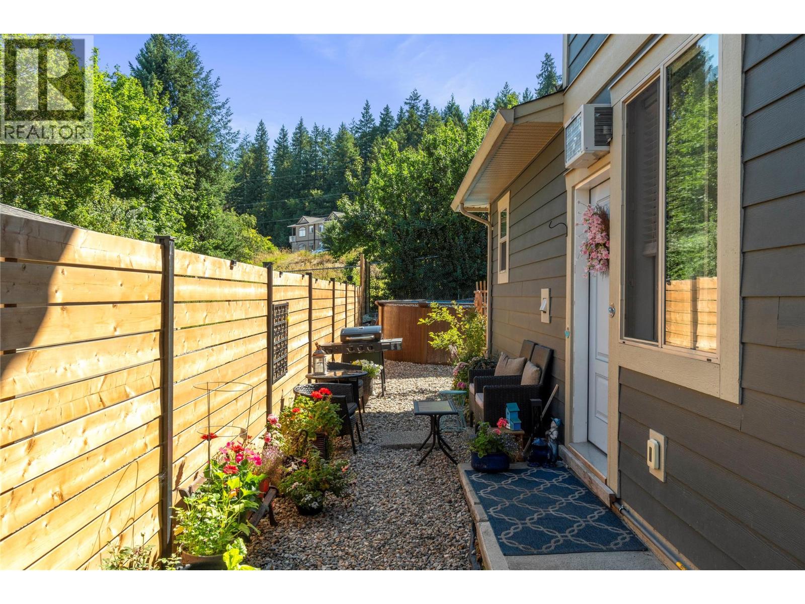  1180 Shuswap Street Southeast, Salmon Arm