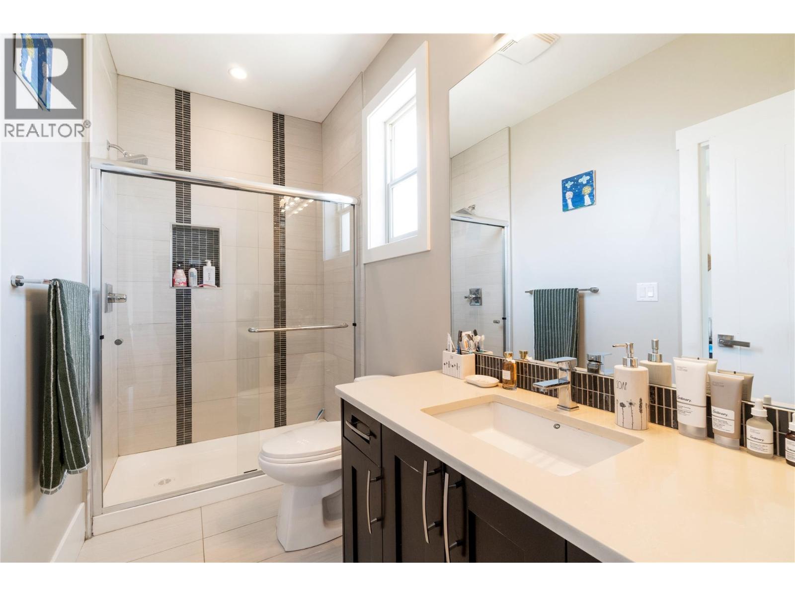  1180 Shuswap Street Southeast, Salmon Arm