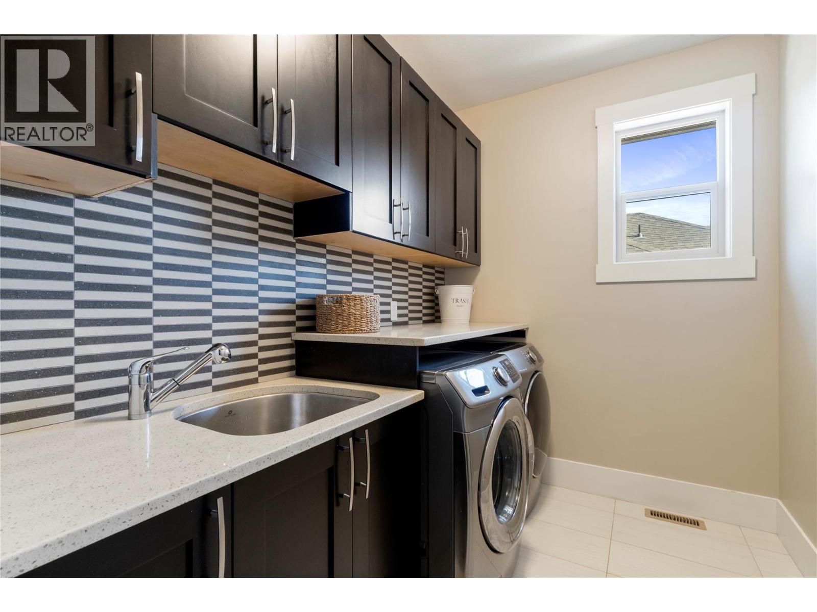  1180 Shuswap Street Southeast, Salmon Arm