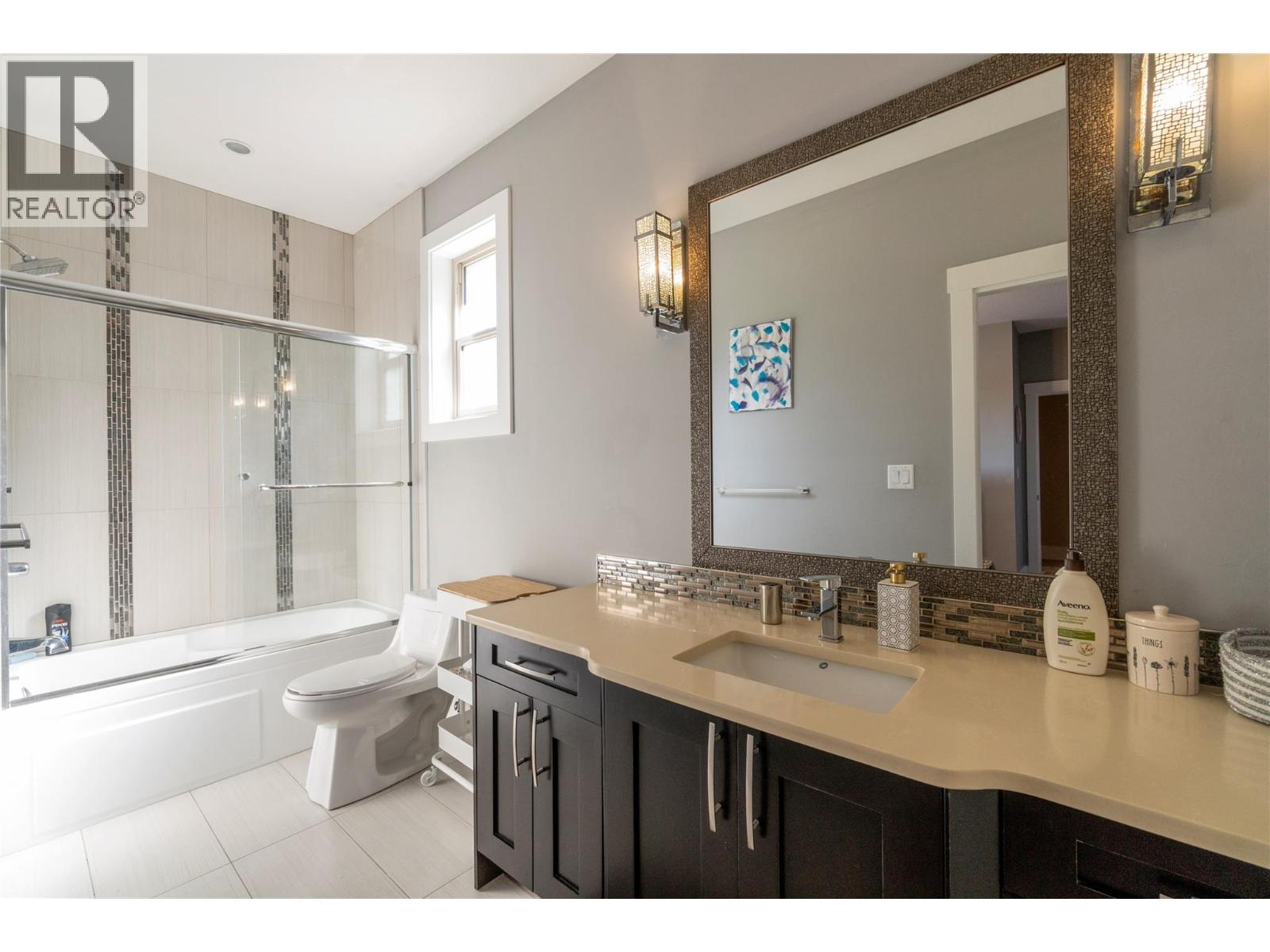  1180 Shuswap Street Southeast, Salmon Arm