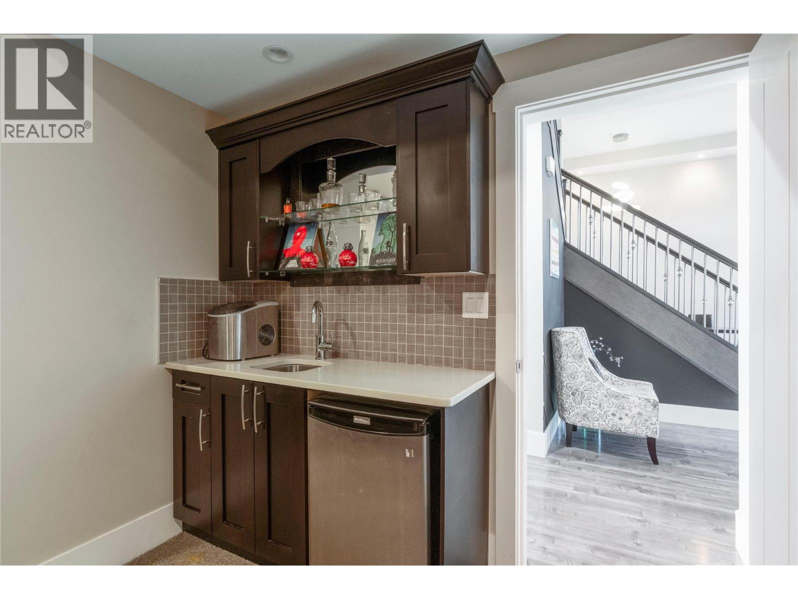  1180 Shuswap Street Southeast, Salmon Arm