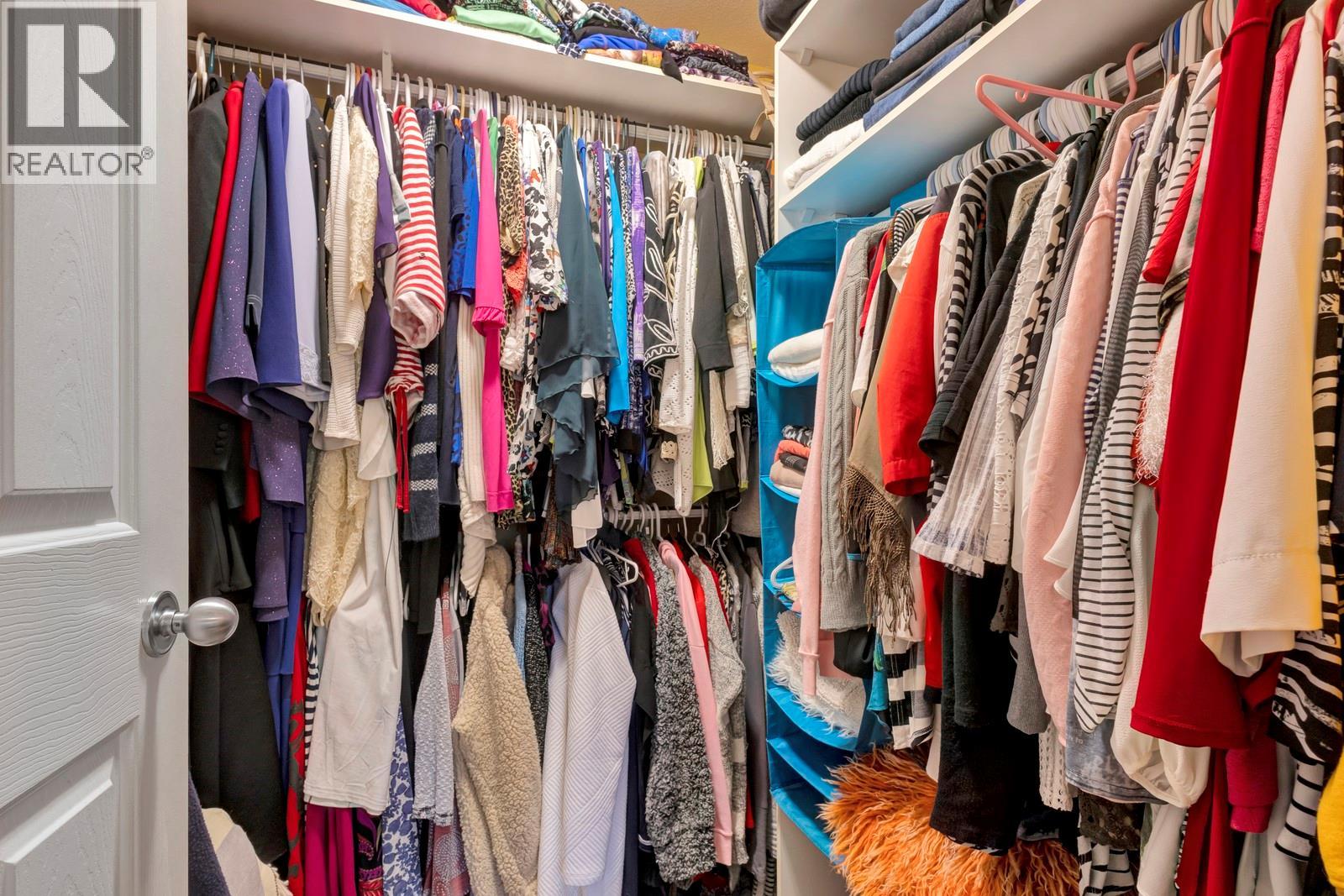  393 McCarren Avenue, Kelowna