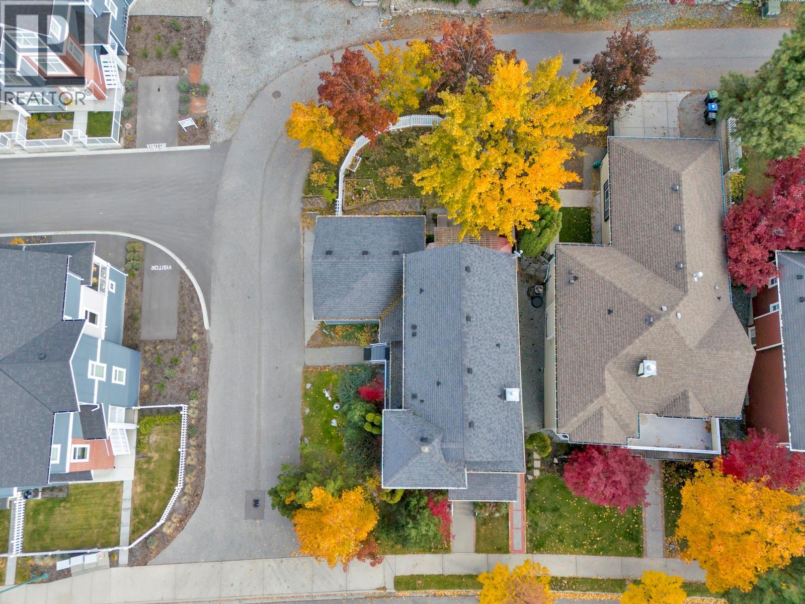  393 McCarren Avenue, Kelowna