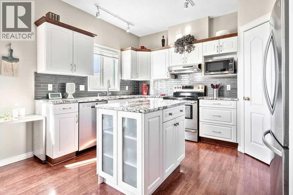 Single Family House for Sale in  Country Hills Gardens NW Country Hills Calgary 