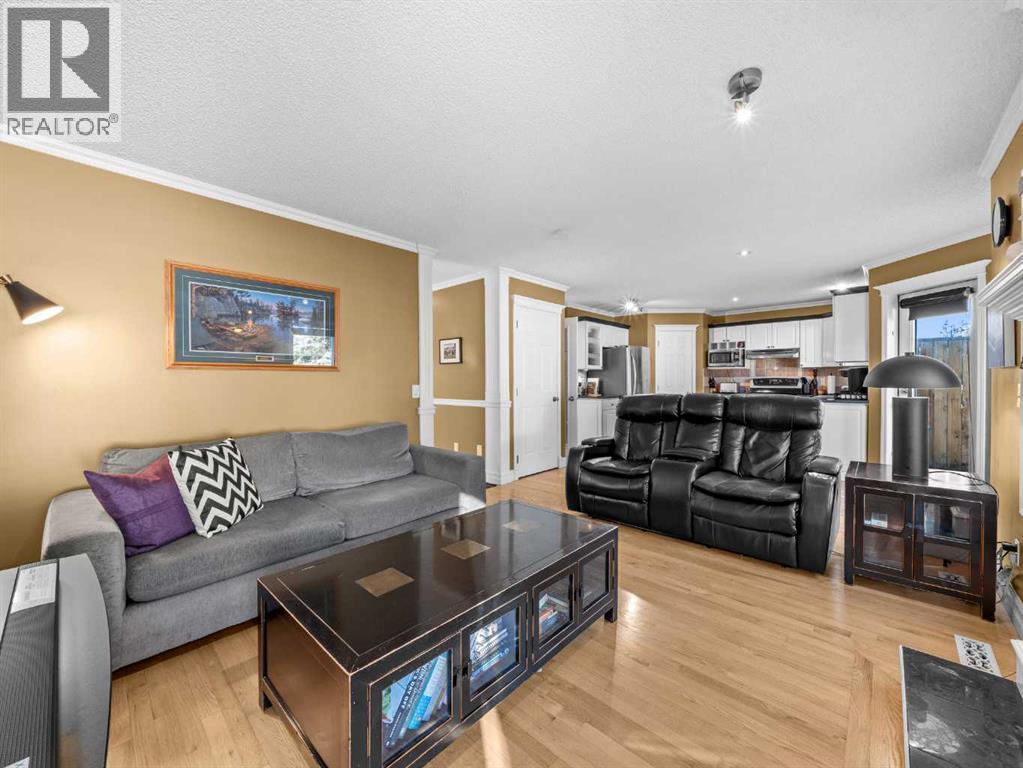 Single Family House for Sale in  Scurfield Drive NW Scenic Acres Calgary 