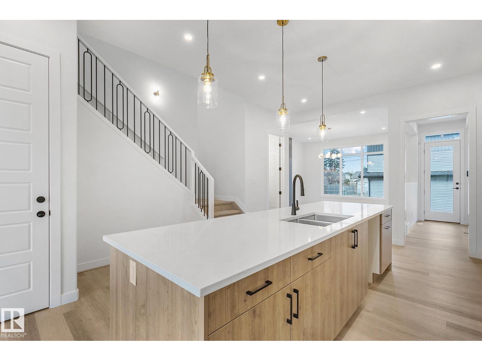 9926 9928 157 ST NW, Edmonton