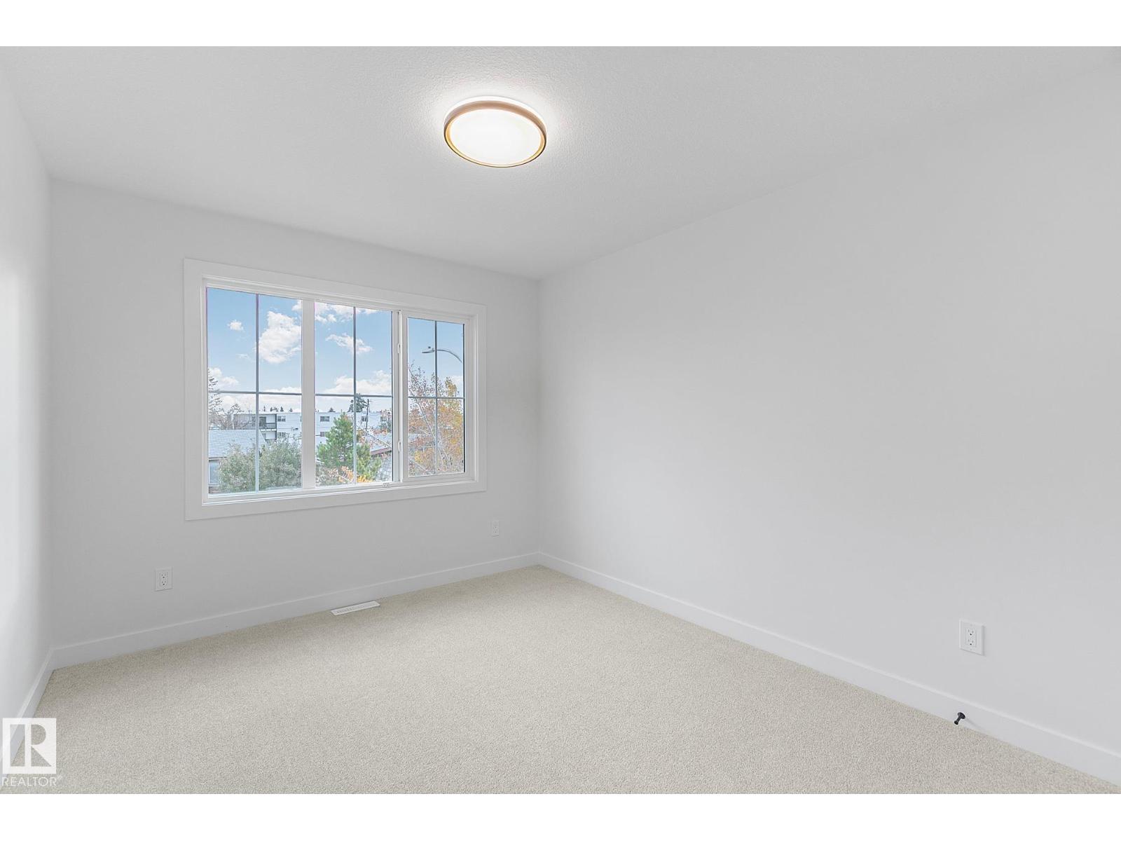 9926 9928 157 ST NW, Edmonton