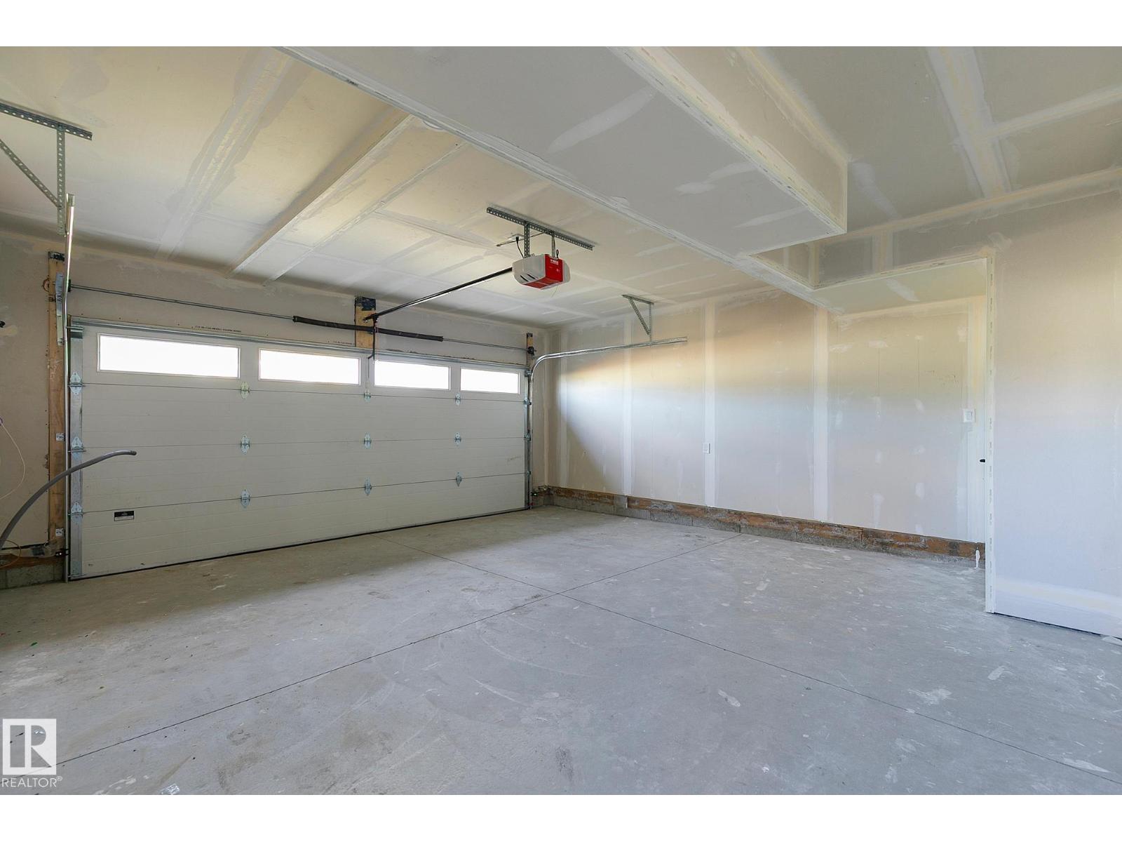 9926 9928 157 ST NW, Edmonton