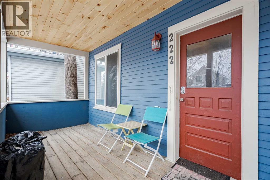 Single Family House for Sale in   Street NW Hillhurst Calgary 