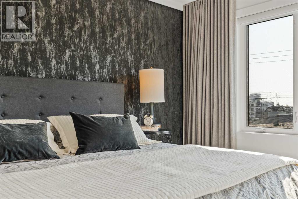 Single Family House for Sale in   Avenue SW Richmond Calgary 