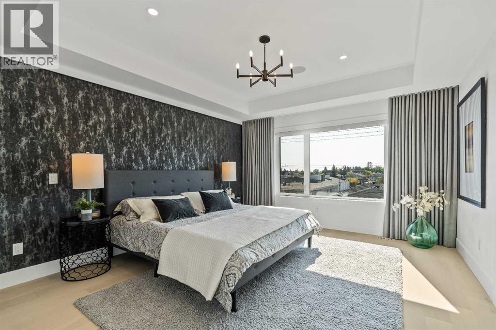 Single Family House for Sale in   Avenue SW Richmond Calgary 