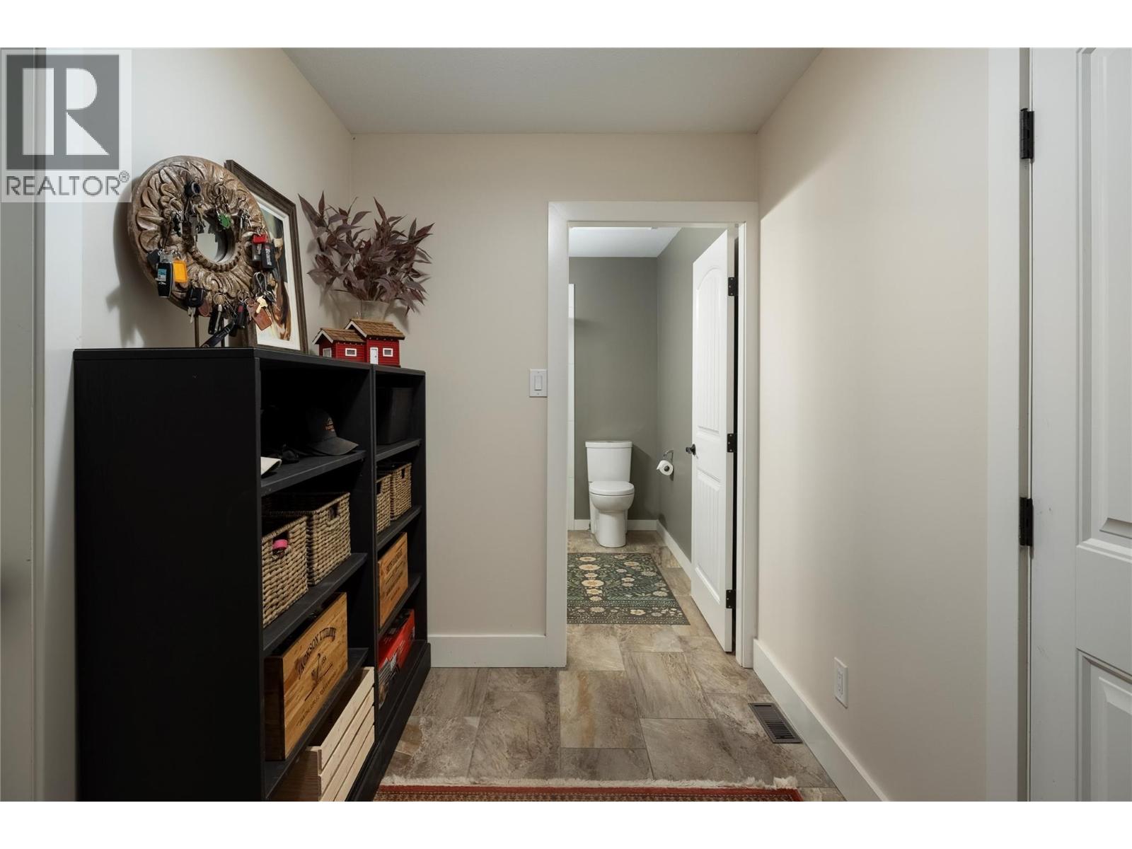  1258 Round Lake Road, Spallumcheen